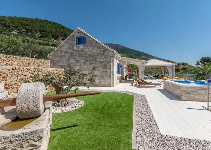 Blue Sky Villa